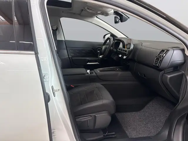 Citroen C5 Aircross view 11
