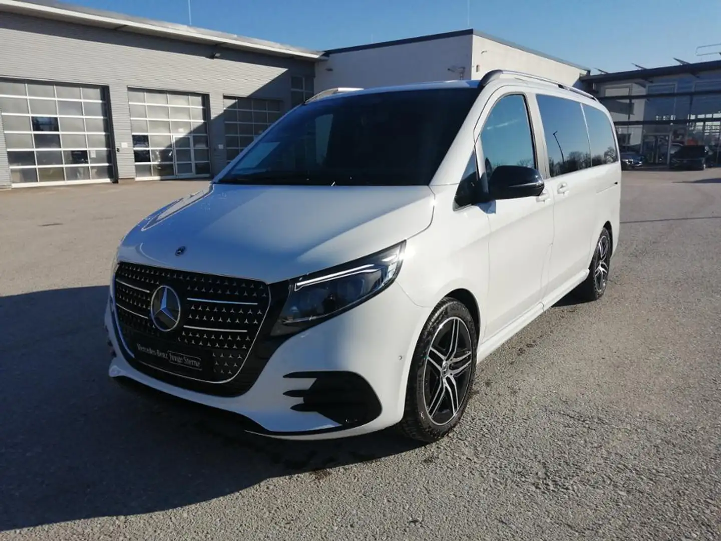 Mercedes-Benz V 300 d STYLE AMG L MBUX*Distronic*Multibeam LED Weiß - 2