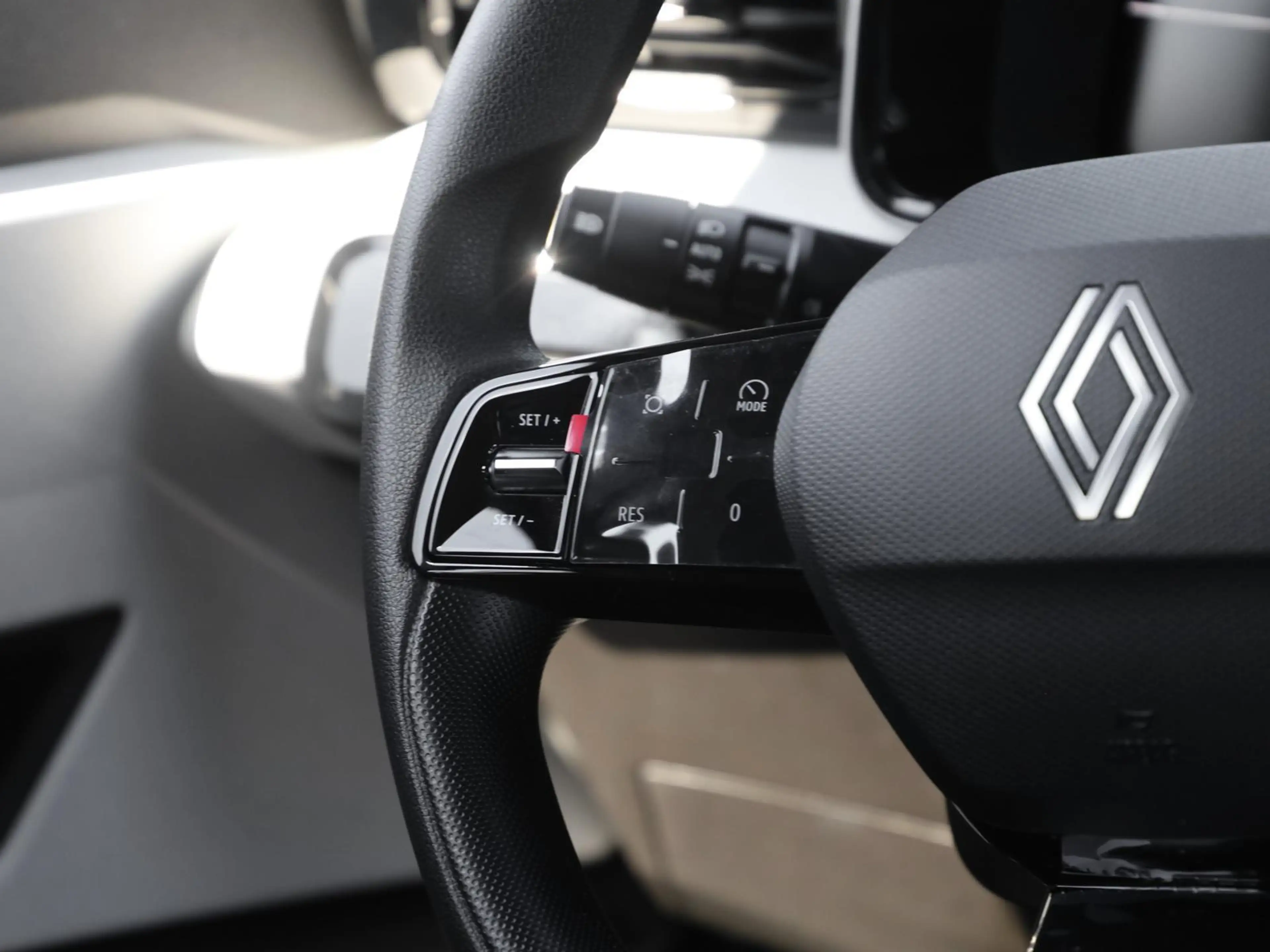 Renault R 4 4 E-Tech elektrisch Evolution 120 Urban Range SHZ — photo 6