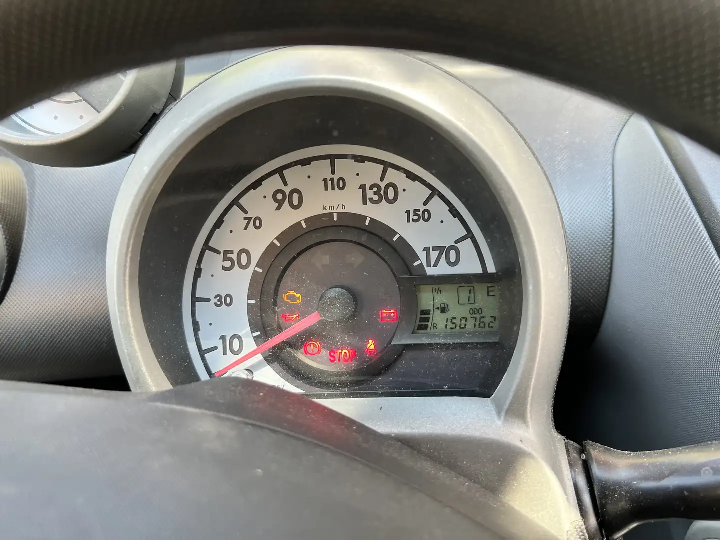 Peugeot 107 5p 1.0 12v Plaisir 2tronic - 2