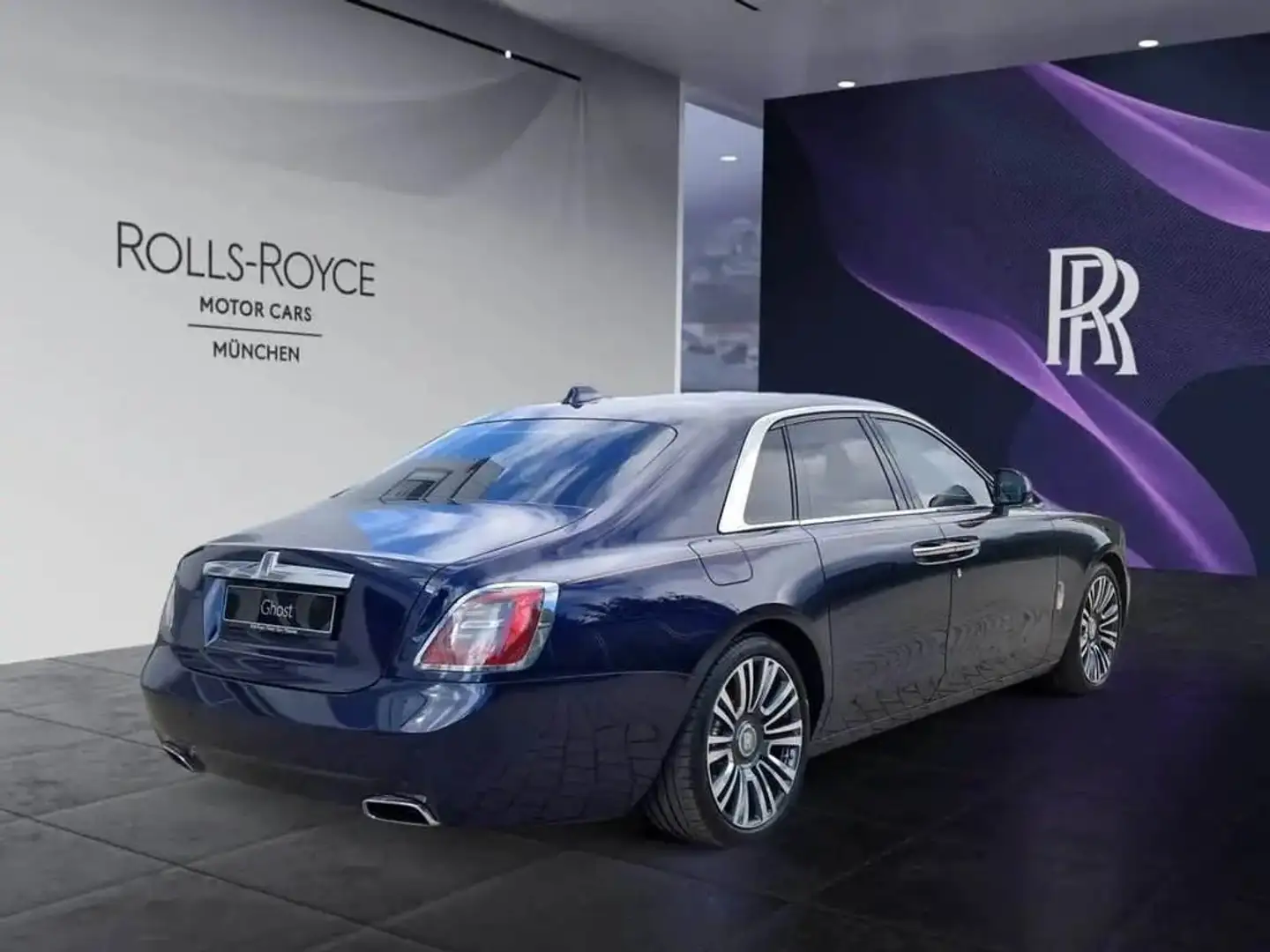 Rolls-Royce Ghost *PROVENANCE* - 2