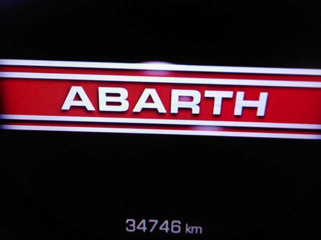 Abarth 595 Competizione 595  1,4l T-Jet 16 V Abarth Competizione Cabrio