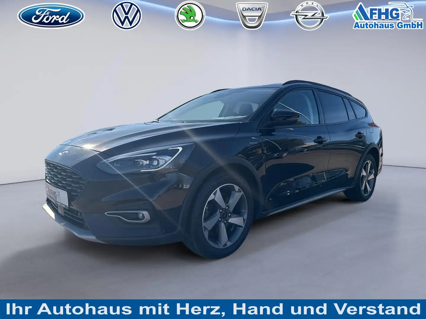 Ford Focus Focus Tournier Active AUTOMATIK  AHK Schwarz - 1