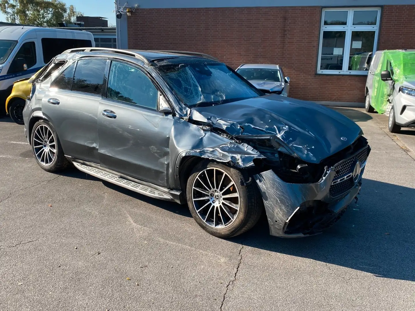 Mercedes-Benz GLE 350 de 4M *Mod.2024*AMG-Line*HuD*Panorama*360 Gris - 2