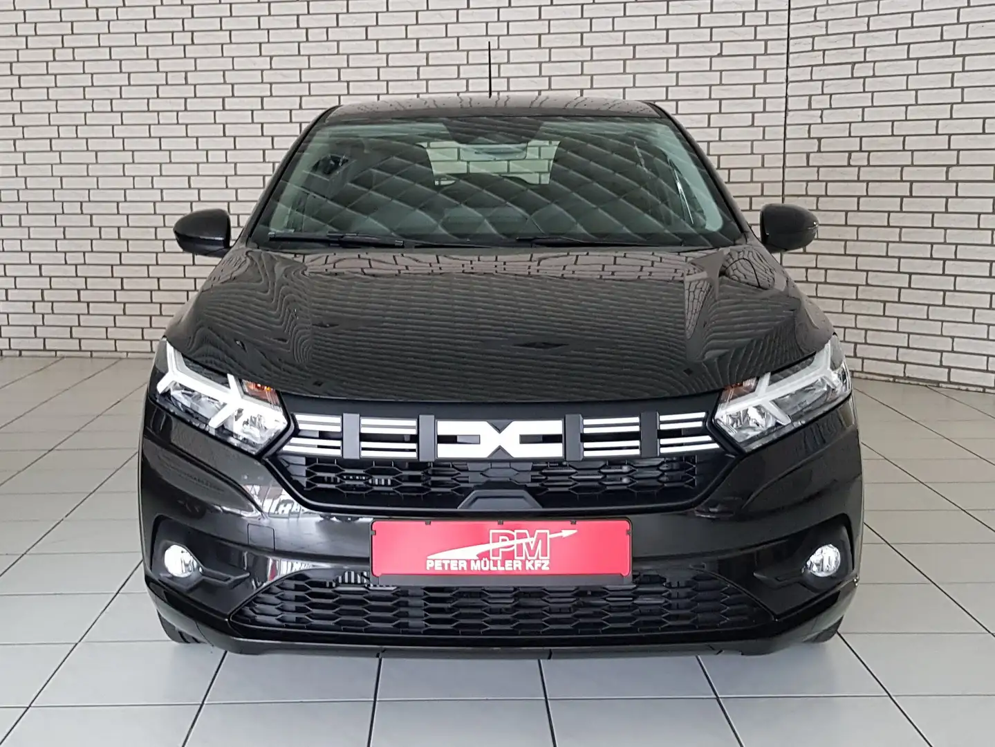 Dacia Sandero TCe 90 CVT Expression (Automatik) Schwarz - 2