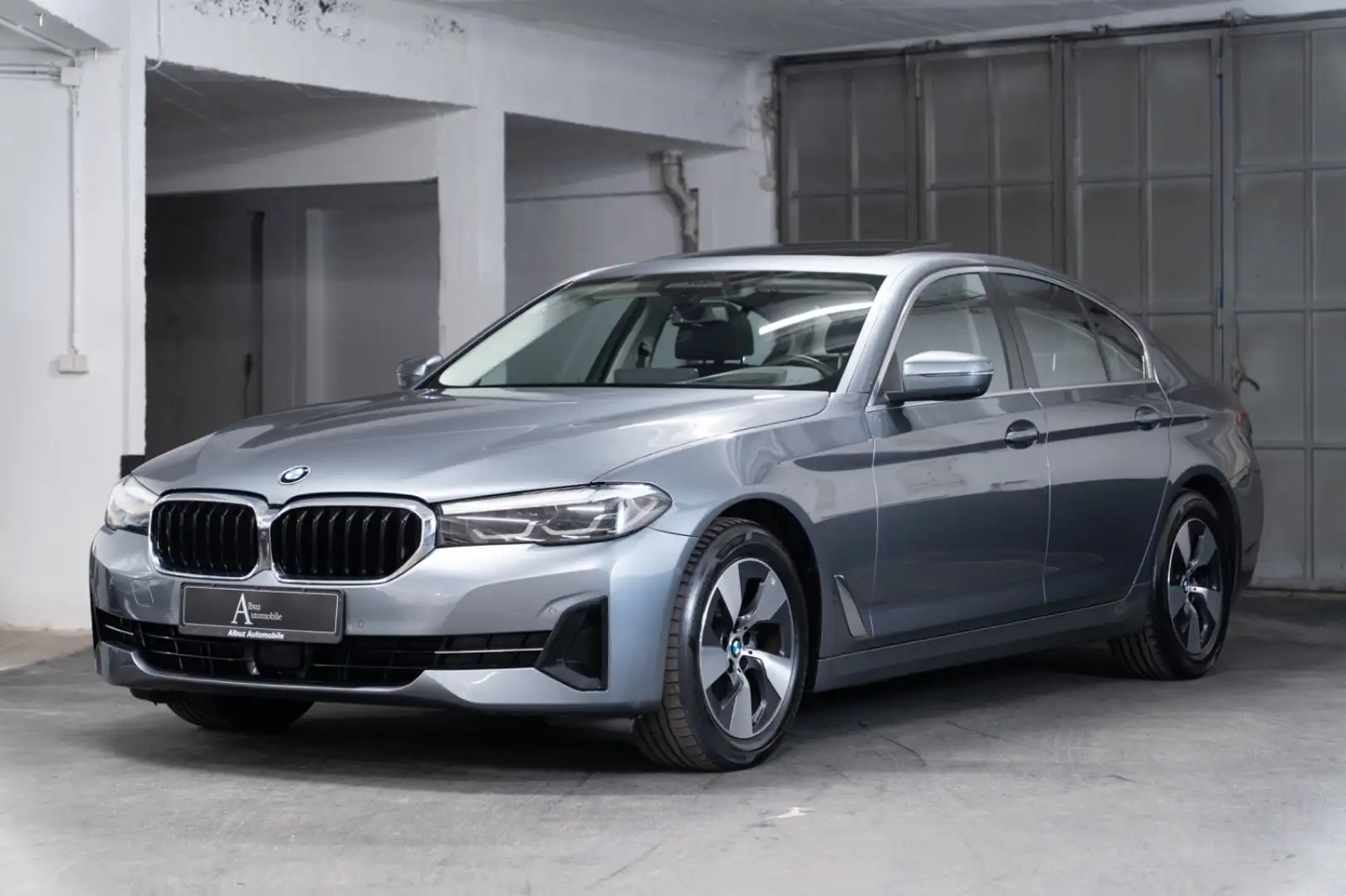 BMW 520 d GSD*Sitzbelüf.*HUD*360°ACC*H&K*elekt.Sitze Azul - 1