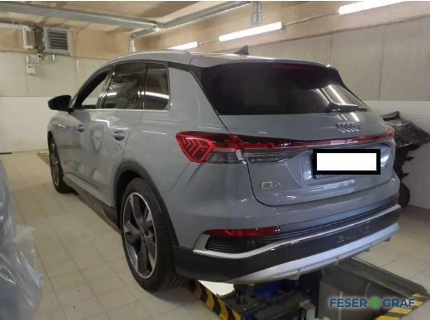 Audi Q4 e-tron 40 e-tron S Line Int Navi,LED,Leder,SONOS Grau - 2