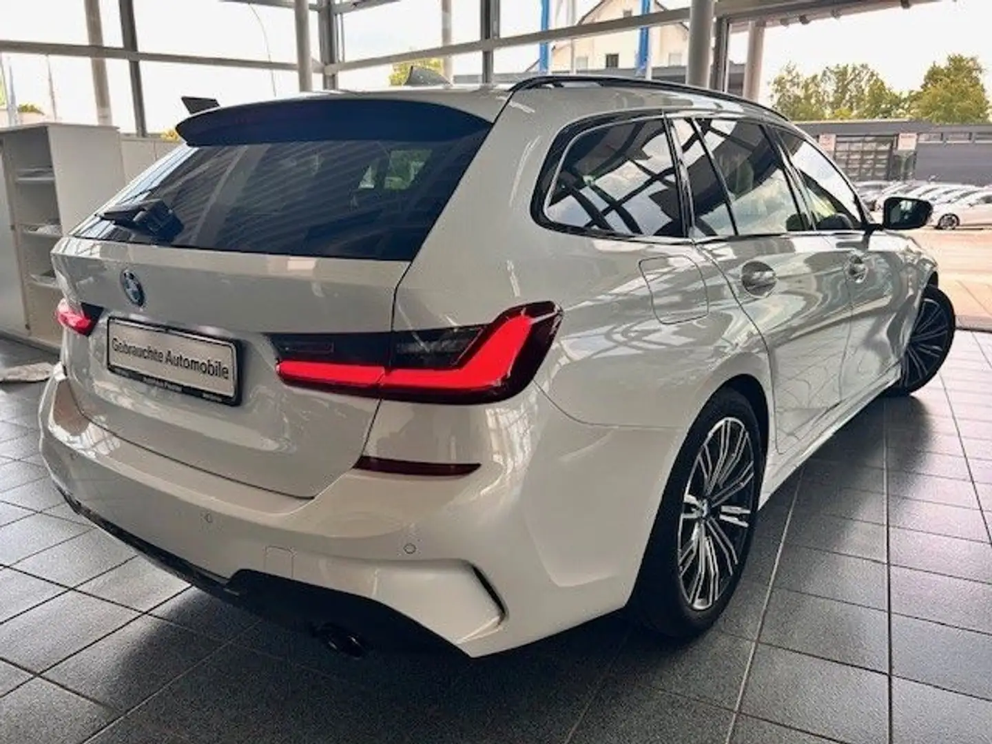 BMW 320 d Touring M Sport Bianco - 2