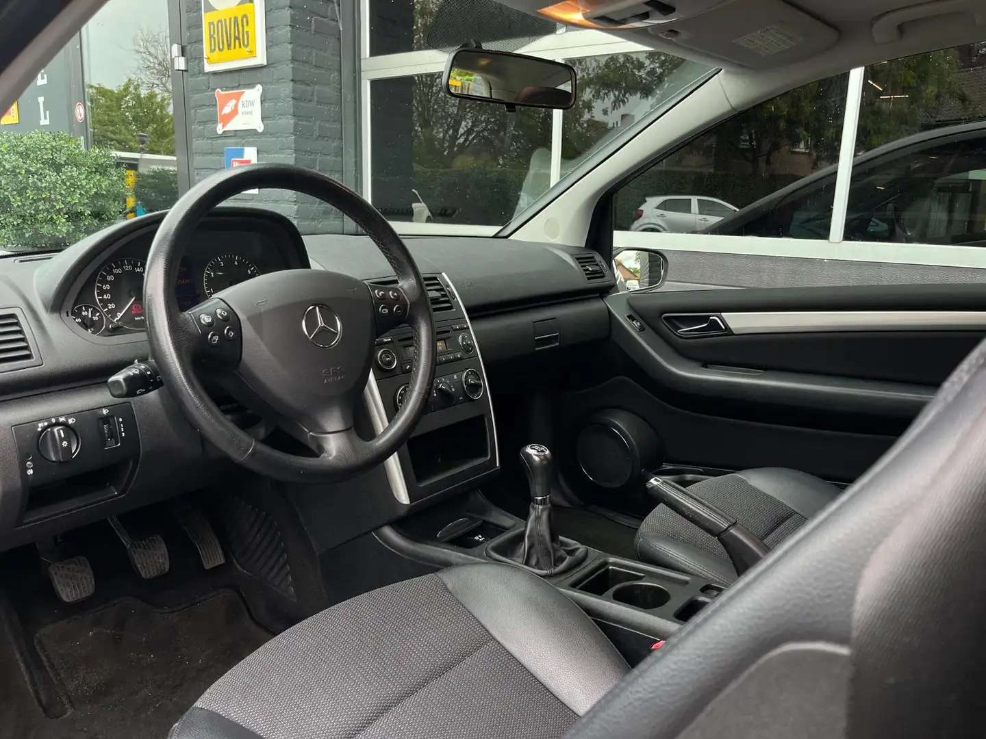 Mercedes-Benz A 170 Classic, Airco, Bluetooth, Cruise, Radio, NAP Gris - 2