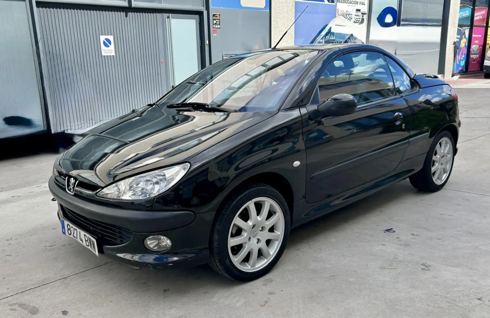 Peugeot 206 CC 2.0 Negro - 1