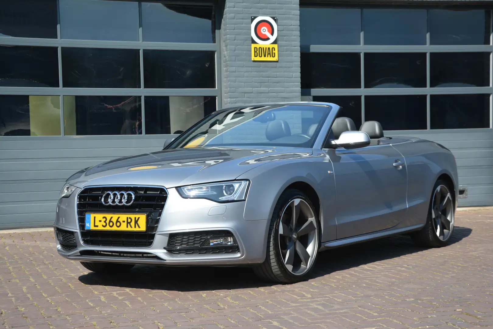 Audi A5 Cabriolet 1.8 TFSI Pro Line S-Line Gris - 2
