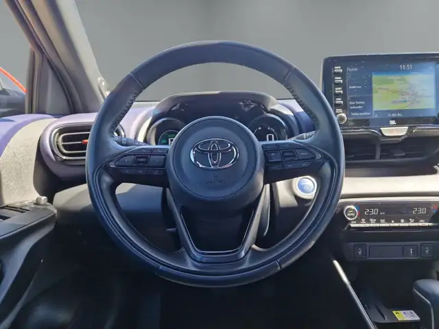 Toyota Yaris view 14