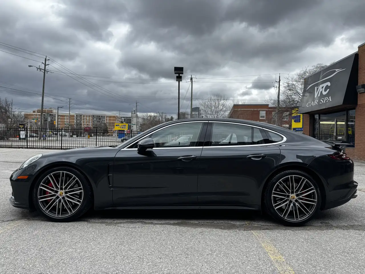 Porsche Panamera снимка Porsche Panamera