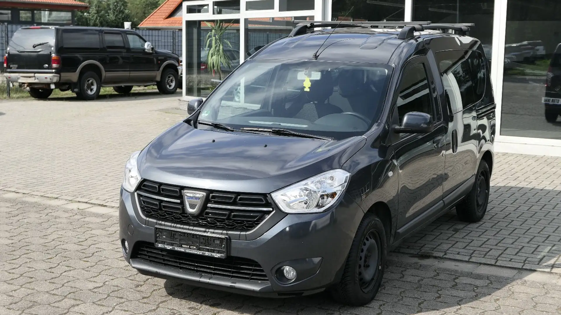 Dacia Dokker Comfort/1-Hand/Euro6 Grau - 1