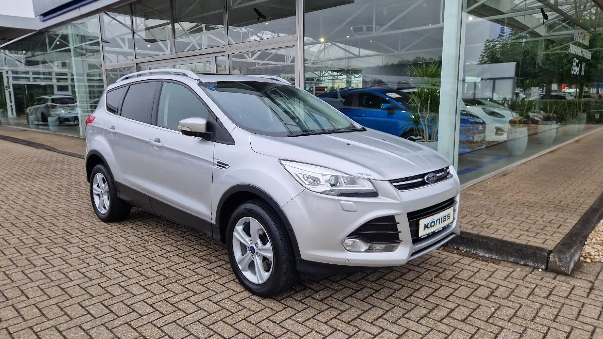 Ford Kuga Titanium Silber - 2