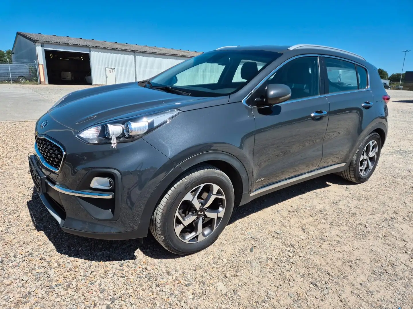 Kia Sportage Vision 4WD 1.6 CDI AUTOMAT.12499,-NETTO Grijs - 1