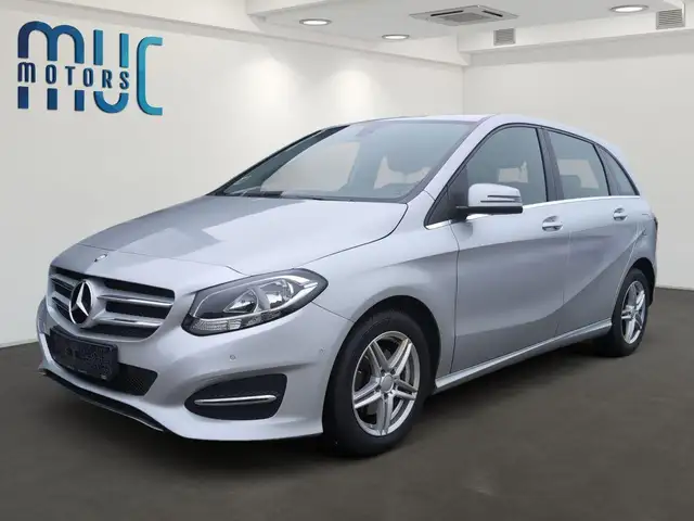 Mercedes-Benz B 180 1.6 KAT B 180 (246.242)