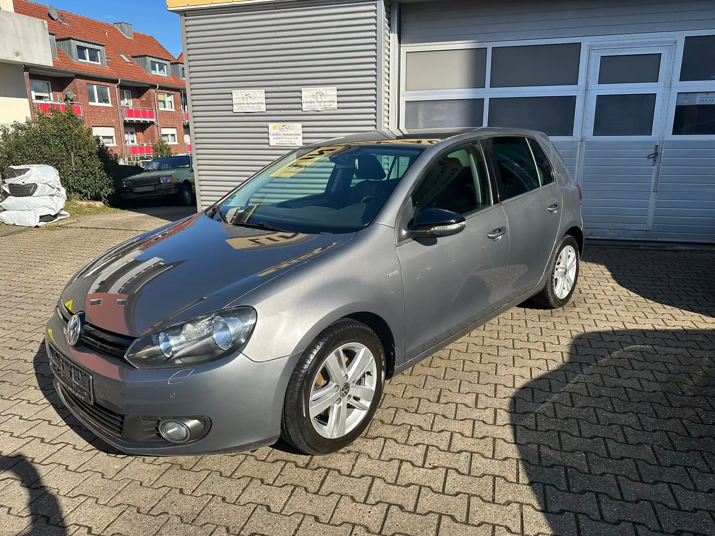 Volkswagen Golf Match Grau - 2