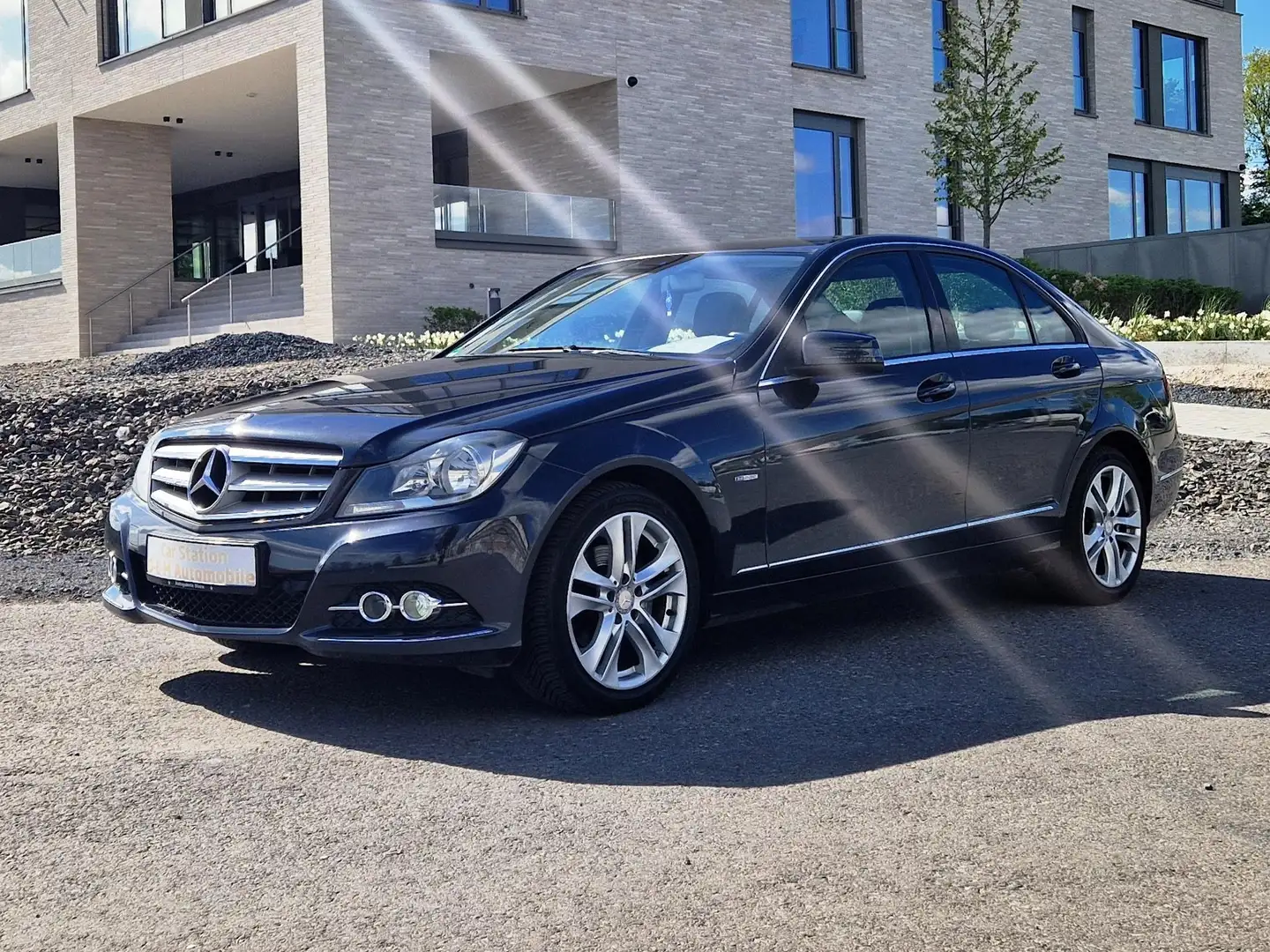 Mercedes-Benz C 200 C 200 CDI /Verkauf nur an Gewerbe und Export/Autom Schwarz - 1