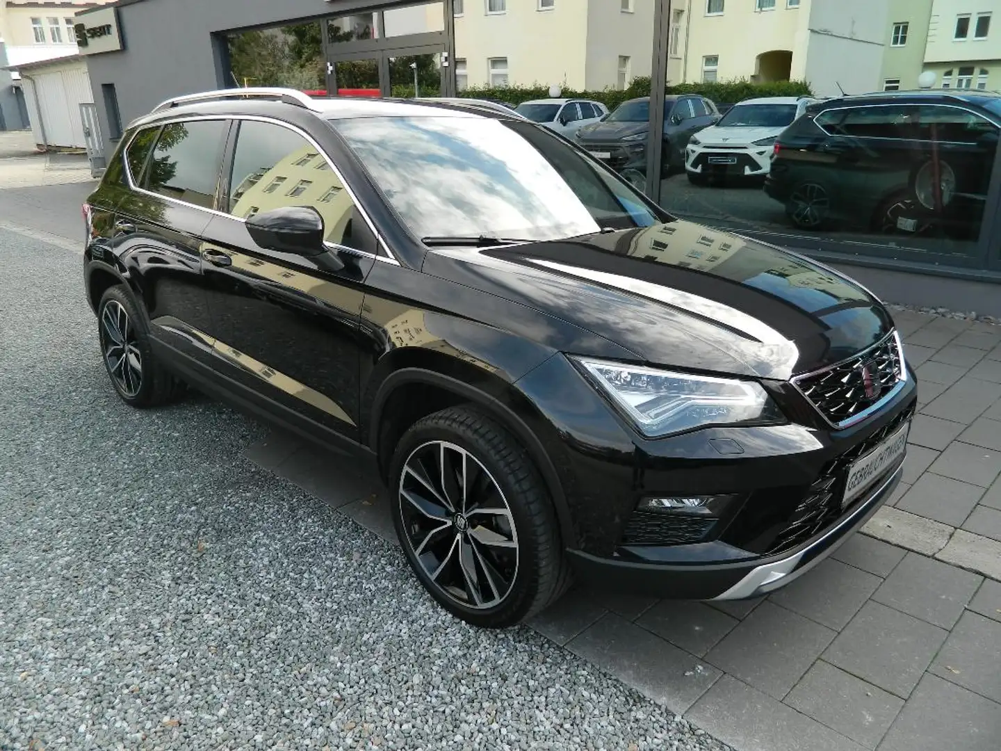 SEAT Ateca XCELLENCE 1.4 TSI el.Heckkl/BeatsA/Navi/Sitzheiz/T Noir - 1