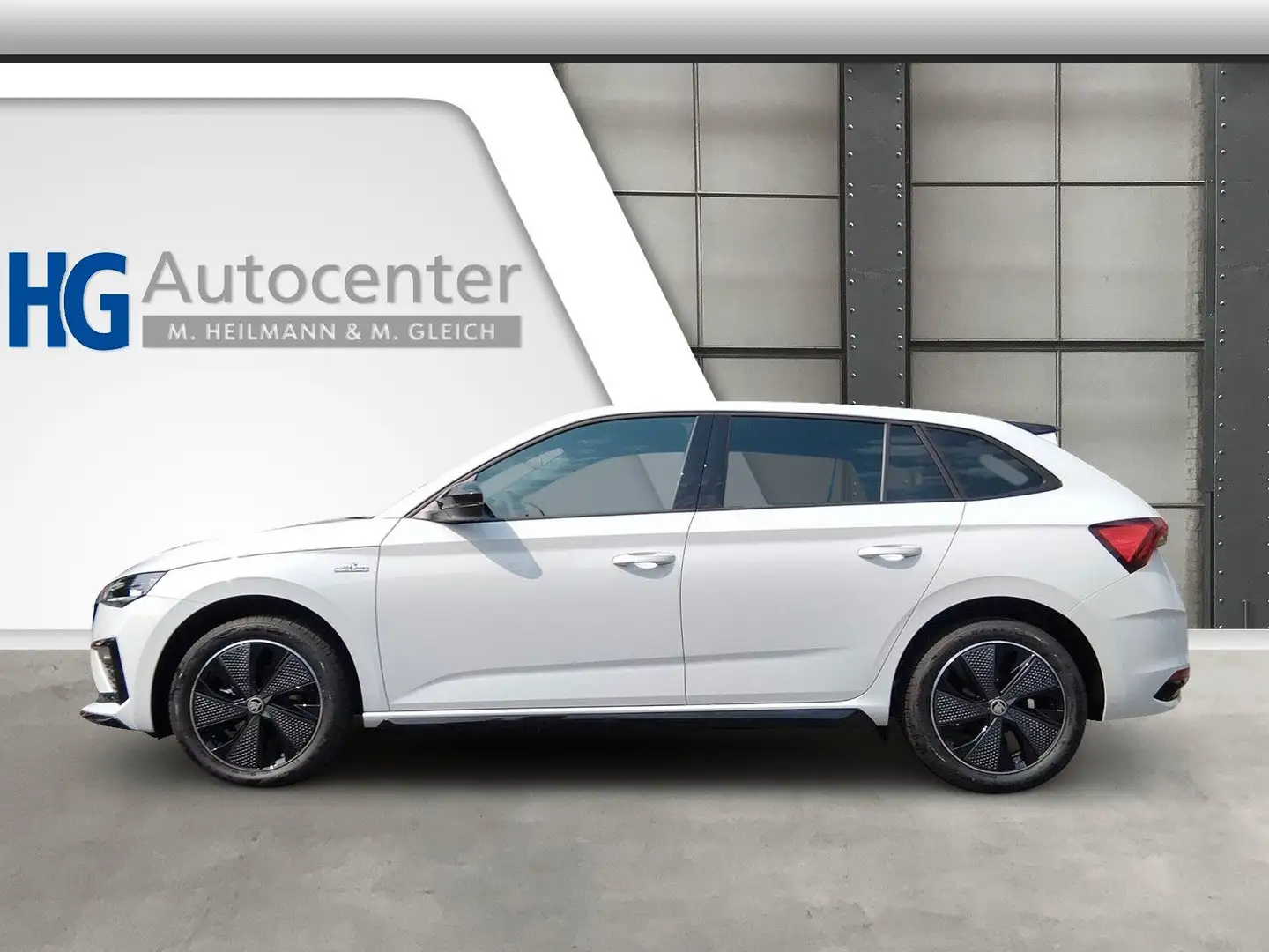Skoda Scala 1.5 TSI Monte Carlo Navi AHK Matrix Pano Weiß - 2