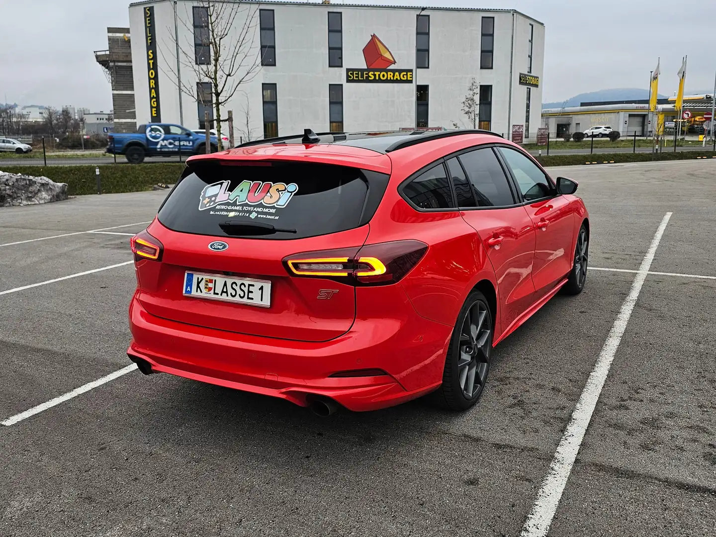 Ford Focus Turnier 2,3 EcoBoost ST X Rot - 2