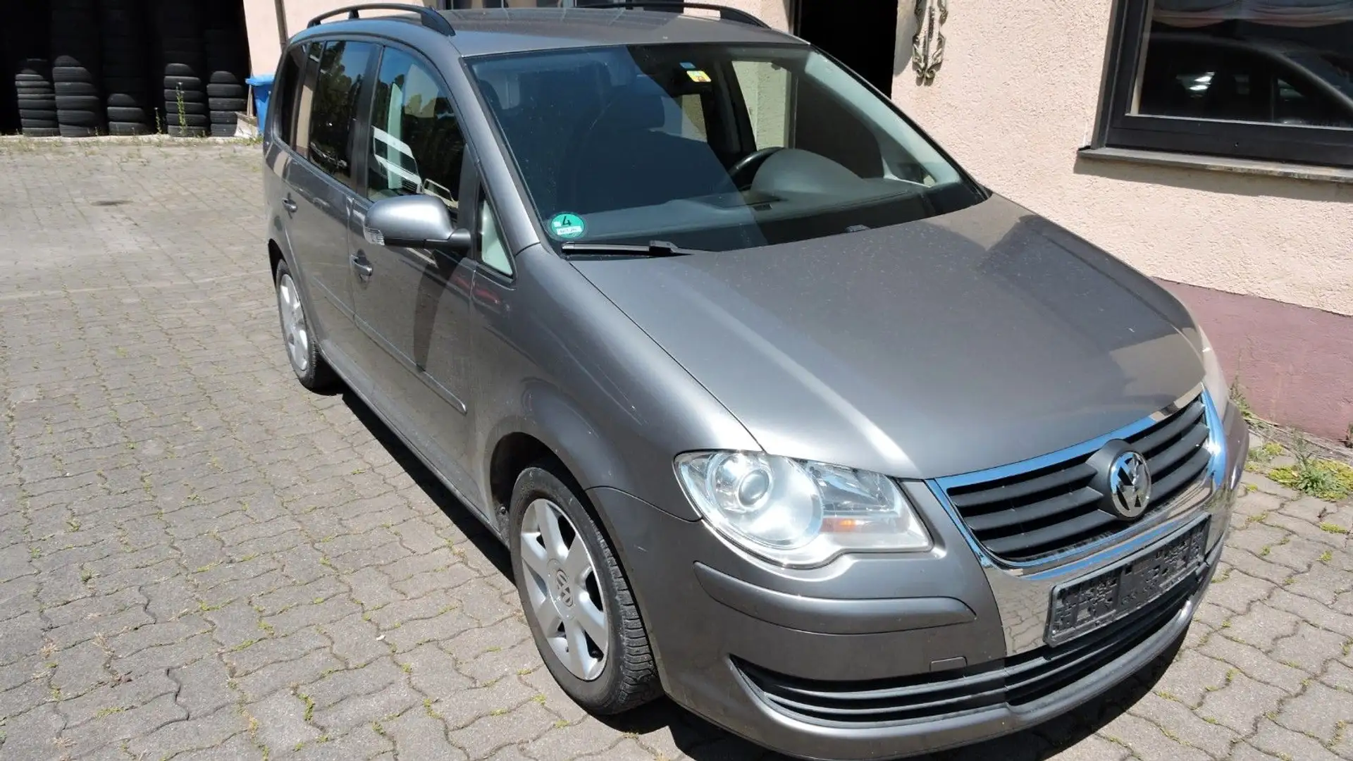 Volkswagen Touran 1.9 TDI DPF / Klima / Tüv 02-2027 Gris - 2