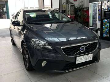 V40 II 2012 Cross Country 1.6 d2 Momentum