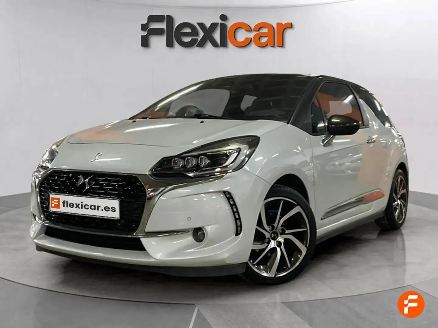 DS Automobiles DS 3 PureTech 96kW (130CV) Sport Amarillo - 2