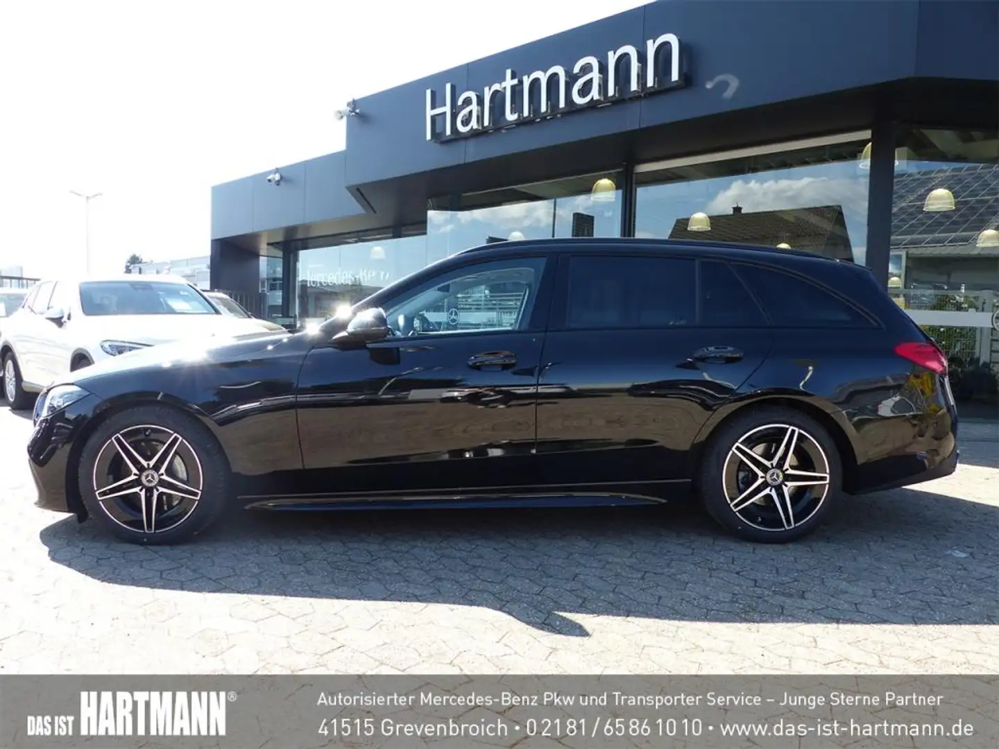 Mercedes-Benz C 200 T AMG+ADVANCED PLUS+PANO+AHK+NIGHT+WINTER Schwarz - 2
