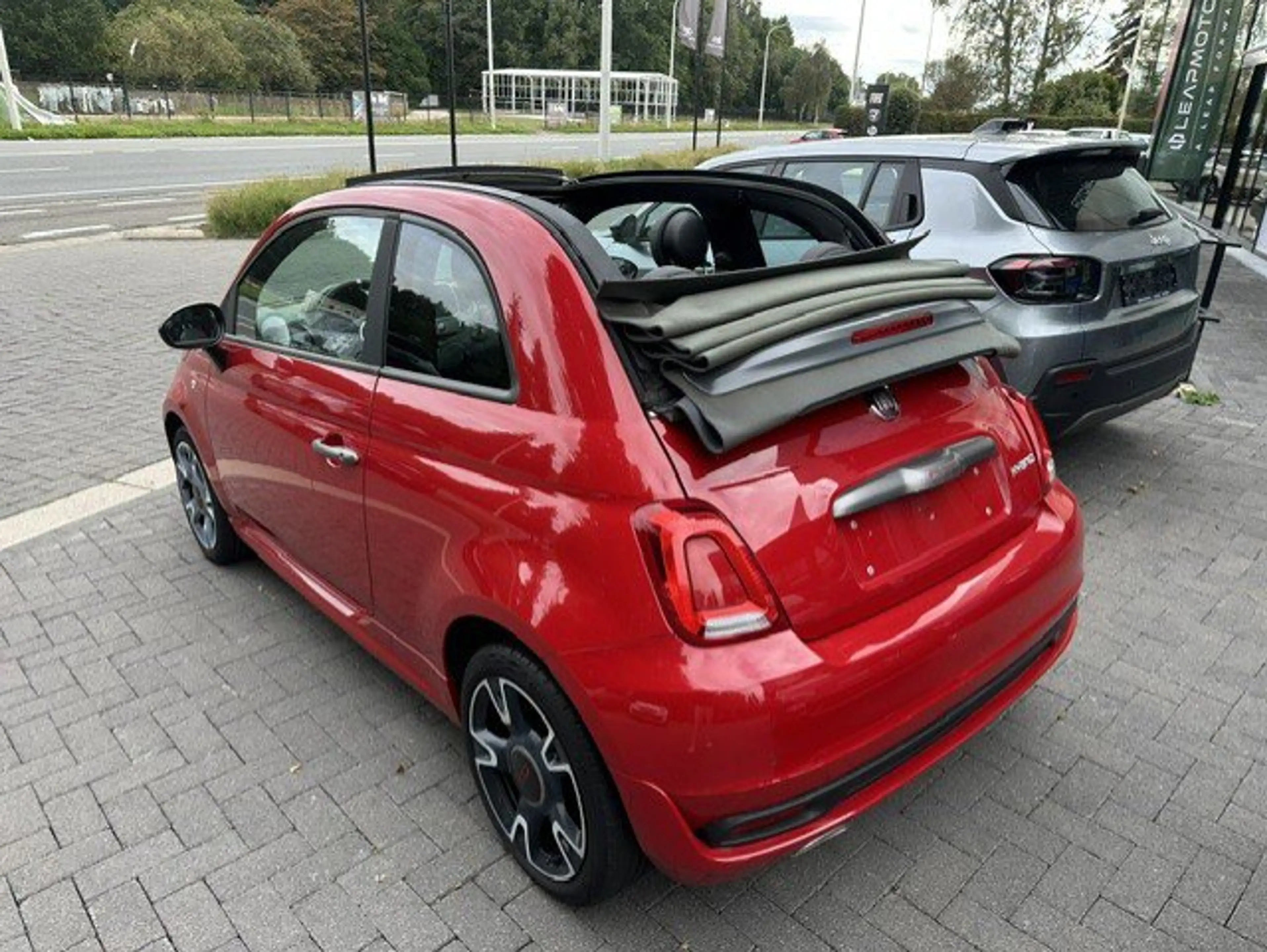 Fiat 500 FIAT 500 C 1.0i Hybrid SPORT — photo 2