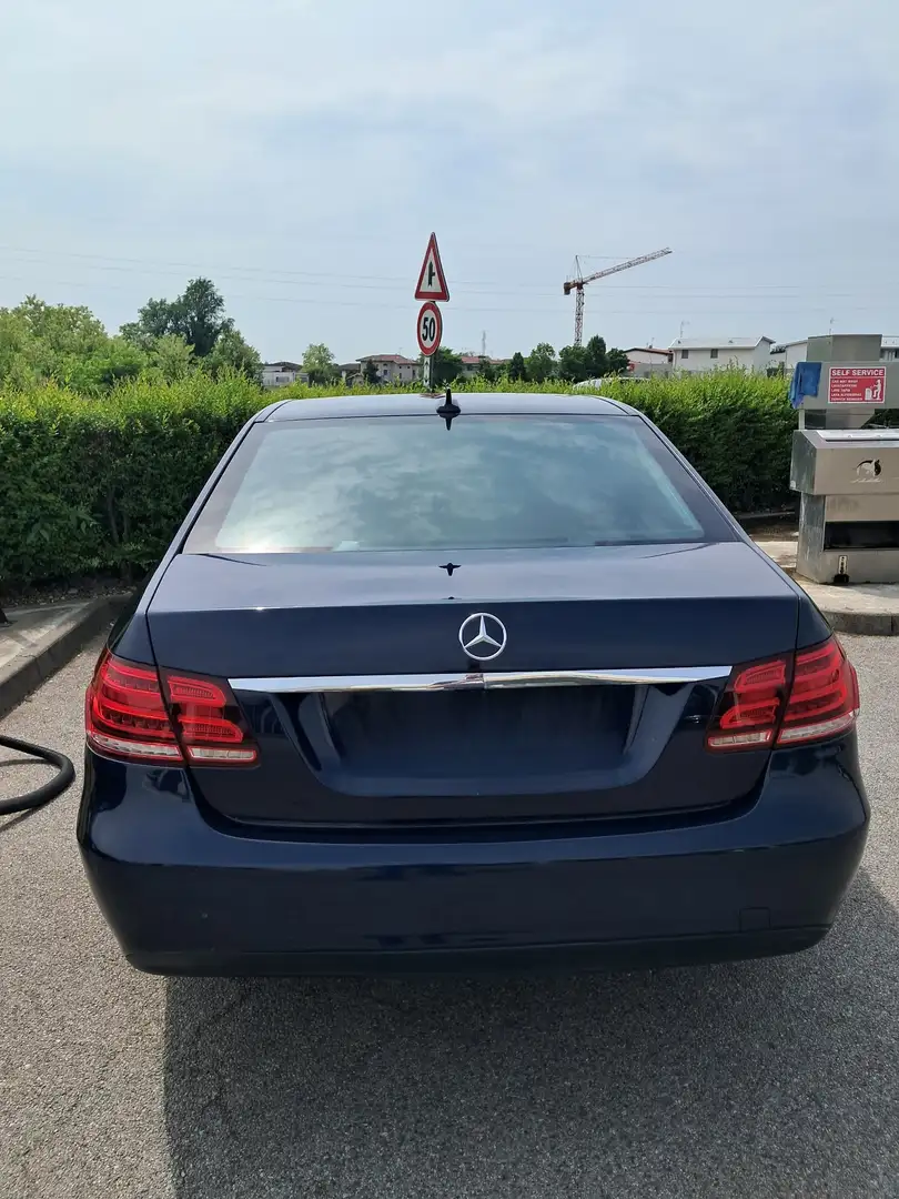 Mercedes-Benz E 220 BlueTEC Premium auto - 2