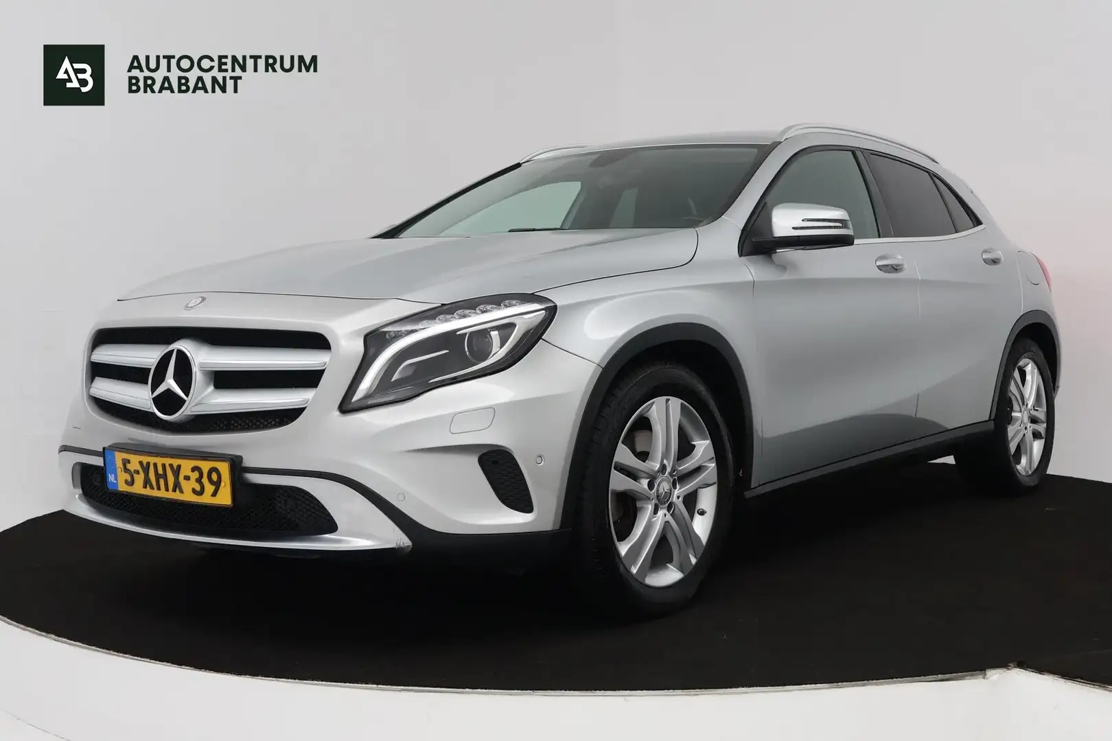 Mercedes-Benz GLA 250 Ambition (TREKHAAK, CAMERA, NAVIGATIE, CRUISE CONT Grijs - 1