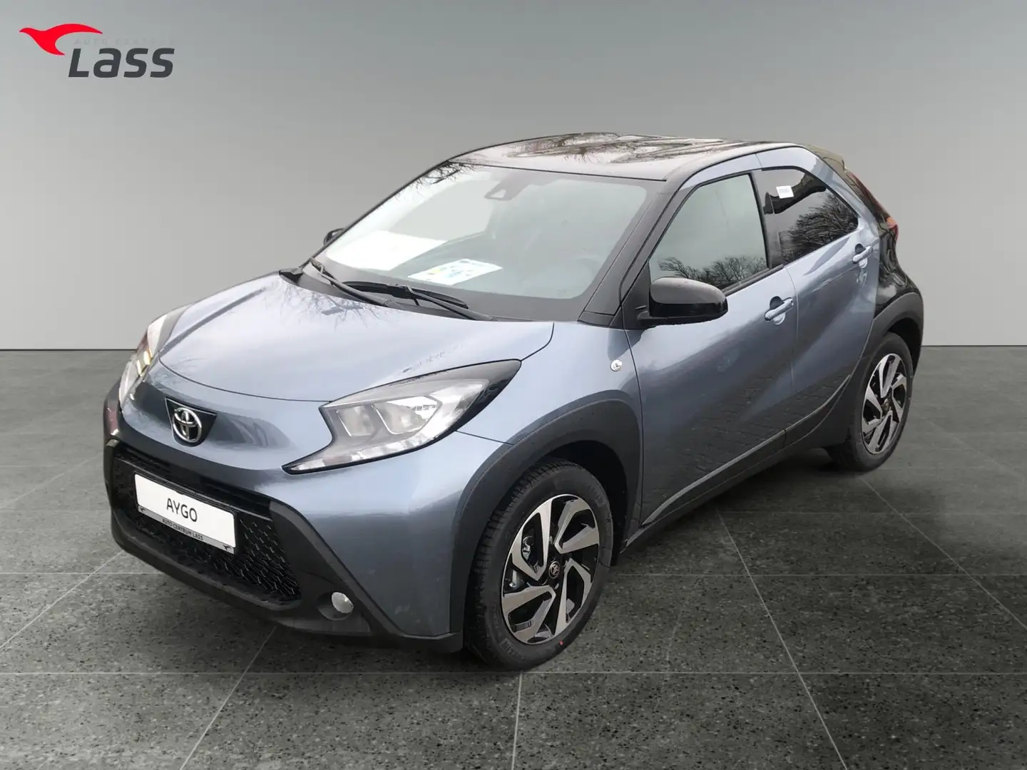 Toyota Aygo 1.0 Teamplayer ACC AUT Fernlichtass. Kam. Schwarz - 2