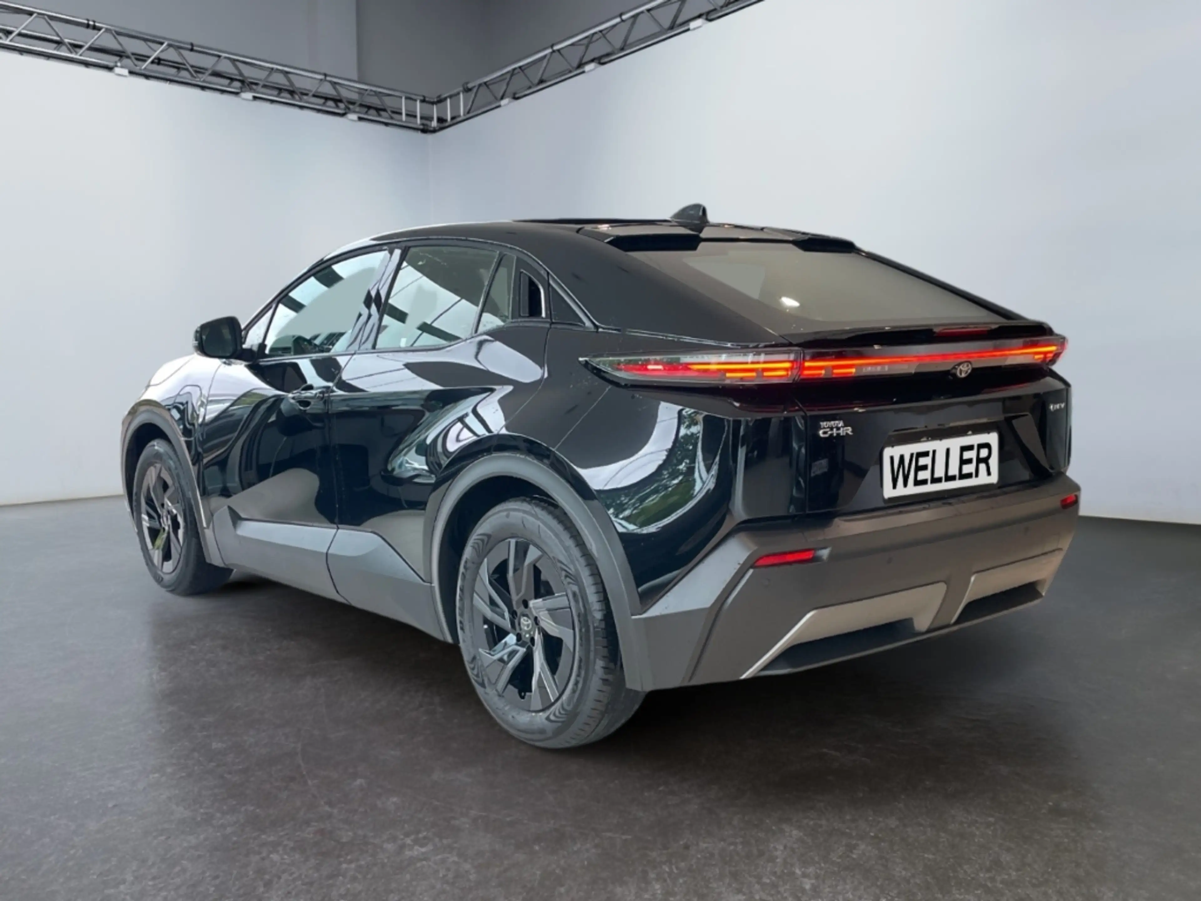 Toyota C-HR+ BEV 123kW ECV 4x2 5-tuerig - SUV ACTIVE — photo 7