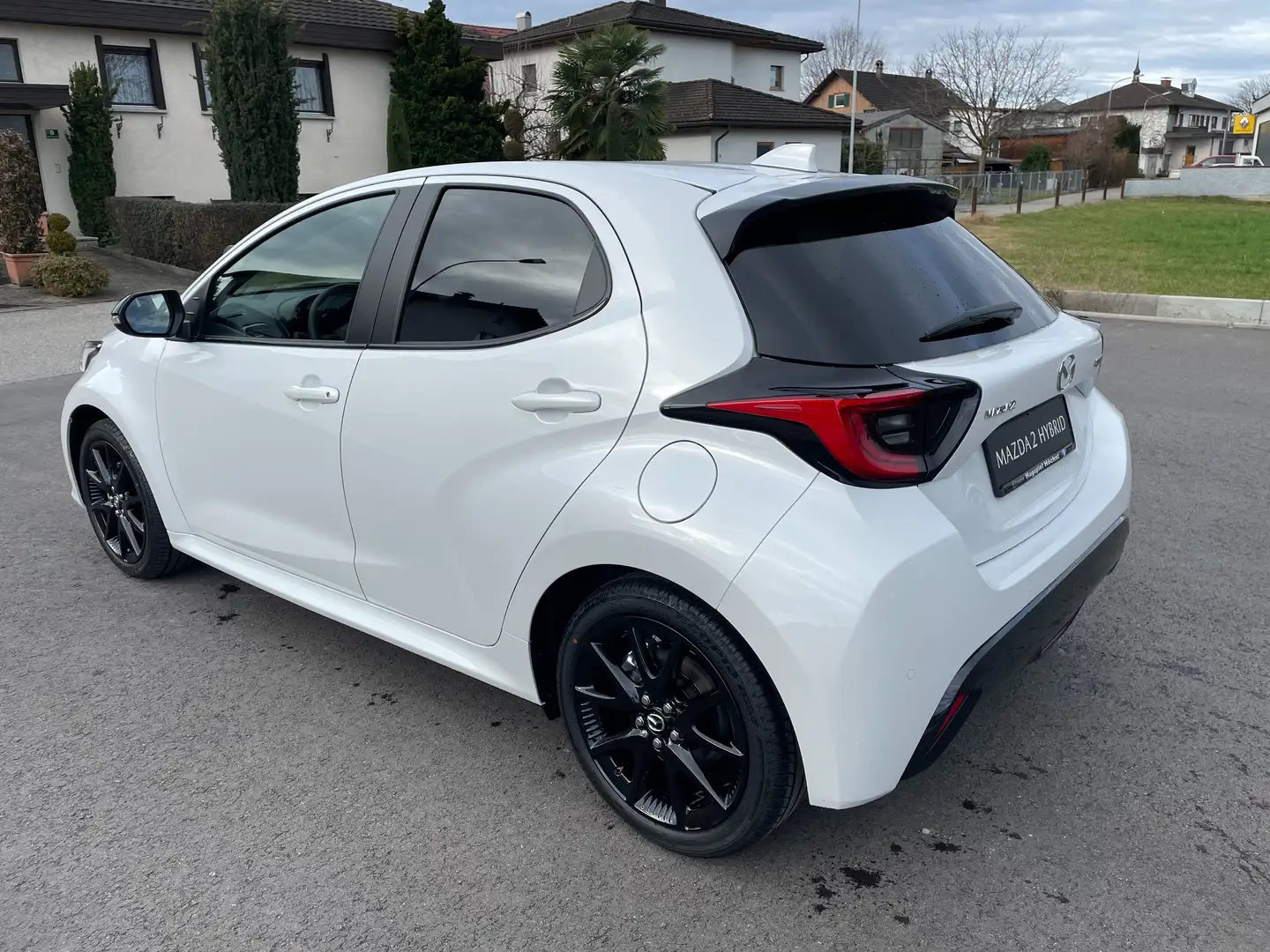 Mazda 2 Hybrid Homura Automatik Blanco - 2