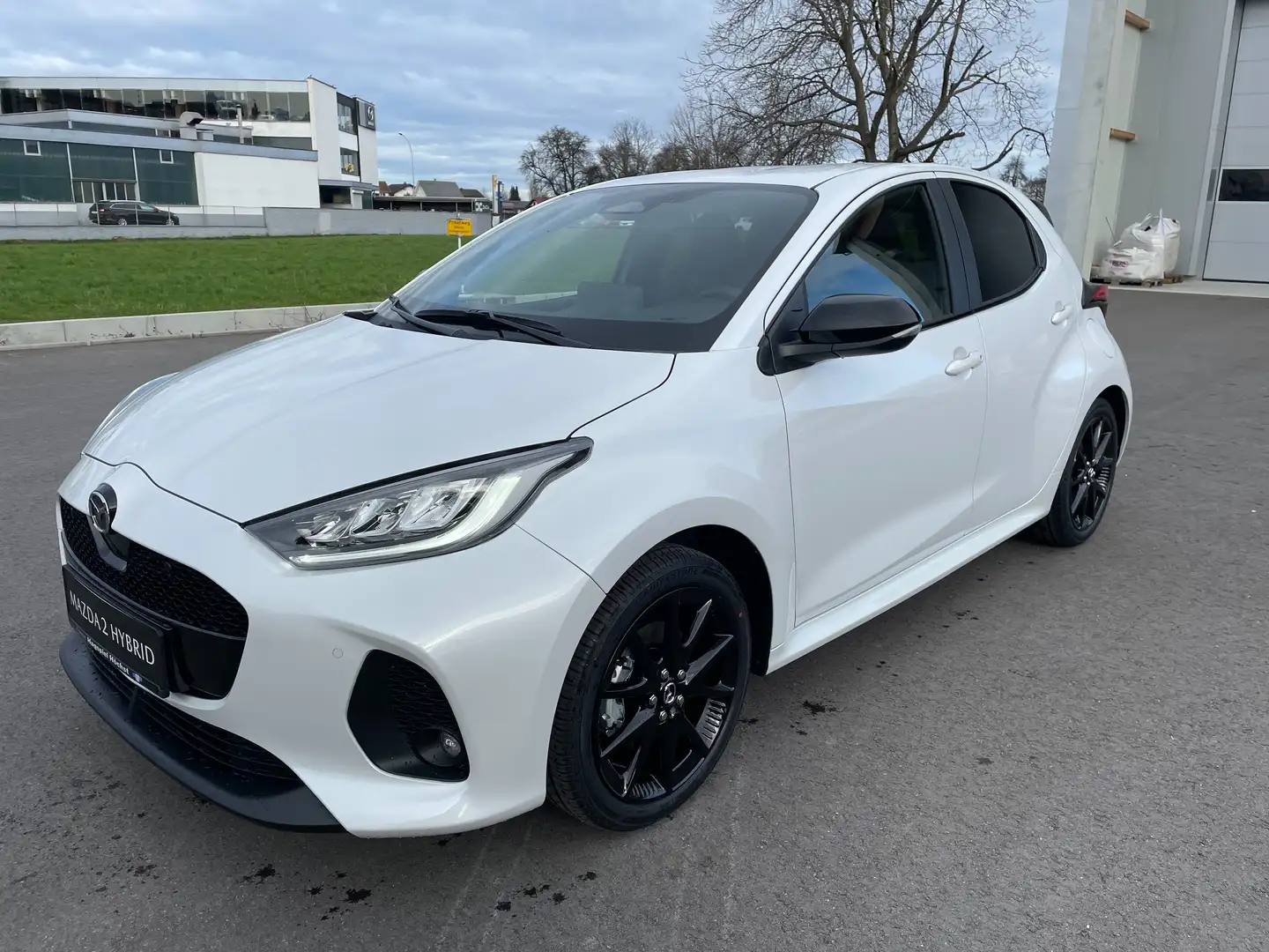 Mazda 2 Hybrid Homura Automatik Blanco - 1