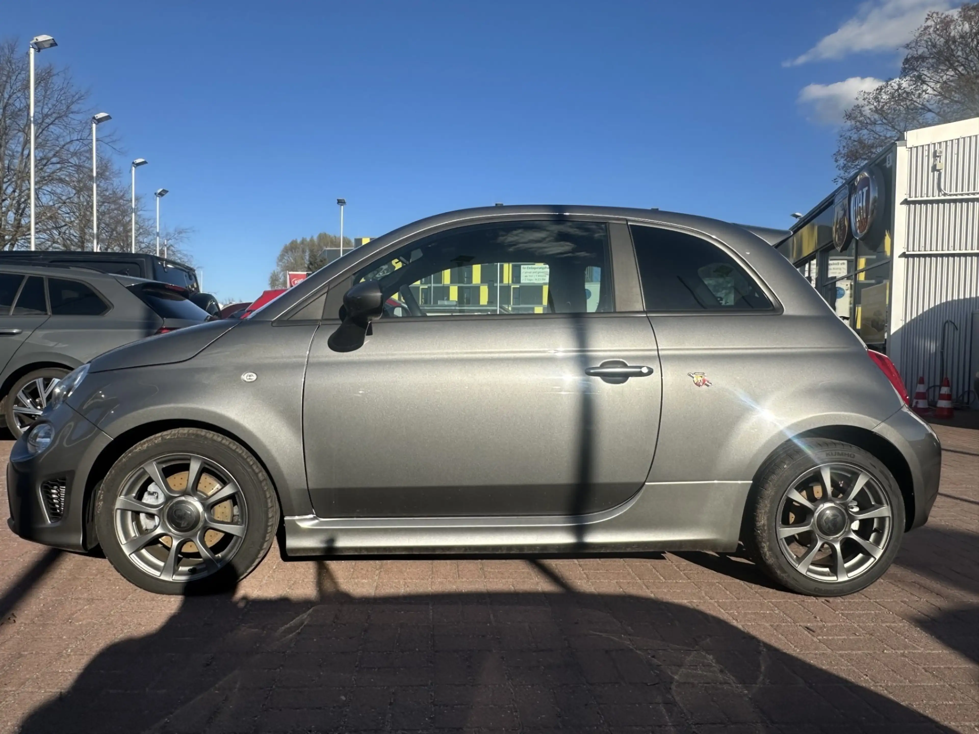 Abarth 595 MY22 1.4 T-Jet 165PS — photo 8