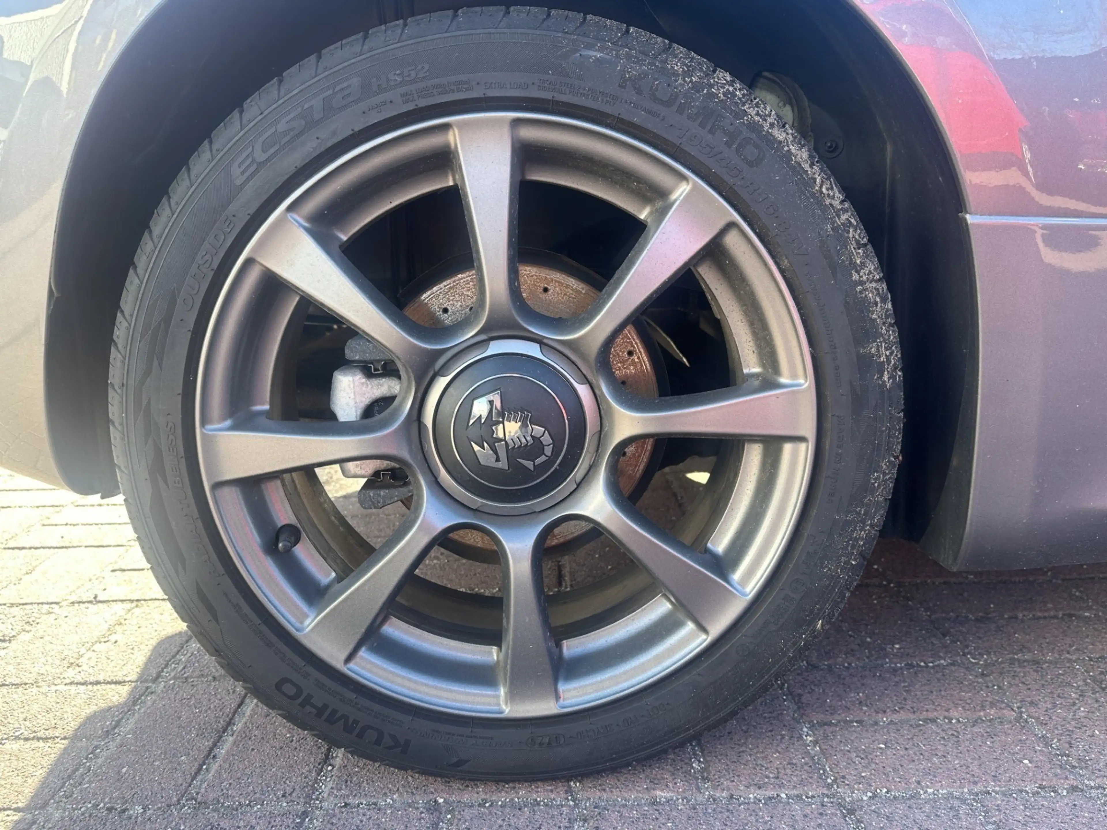 Abarth 595 MY22 1.4 T-Jet 165PS — photo 12