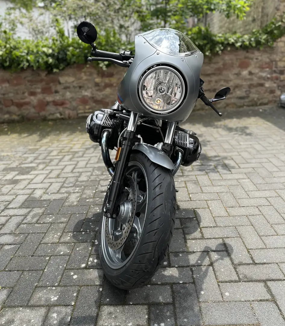 BMW R nineT Racer - 2