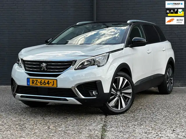 Peugeot 5008 1.2 PureTech Allure CAMERA|7PERSOONS|TREKHAAK|LEDE