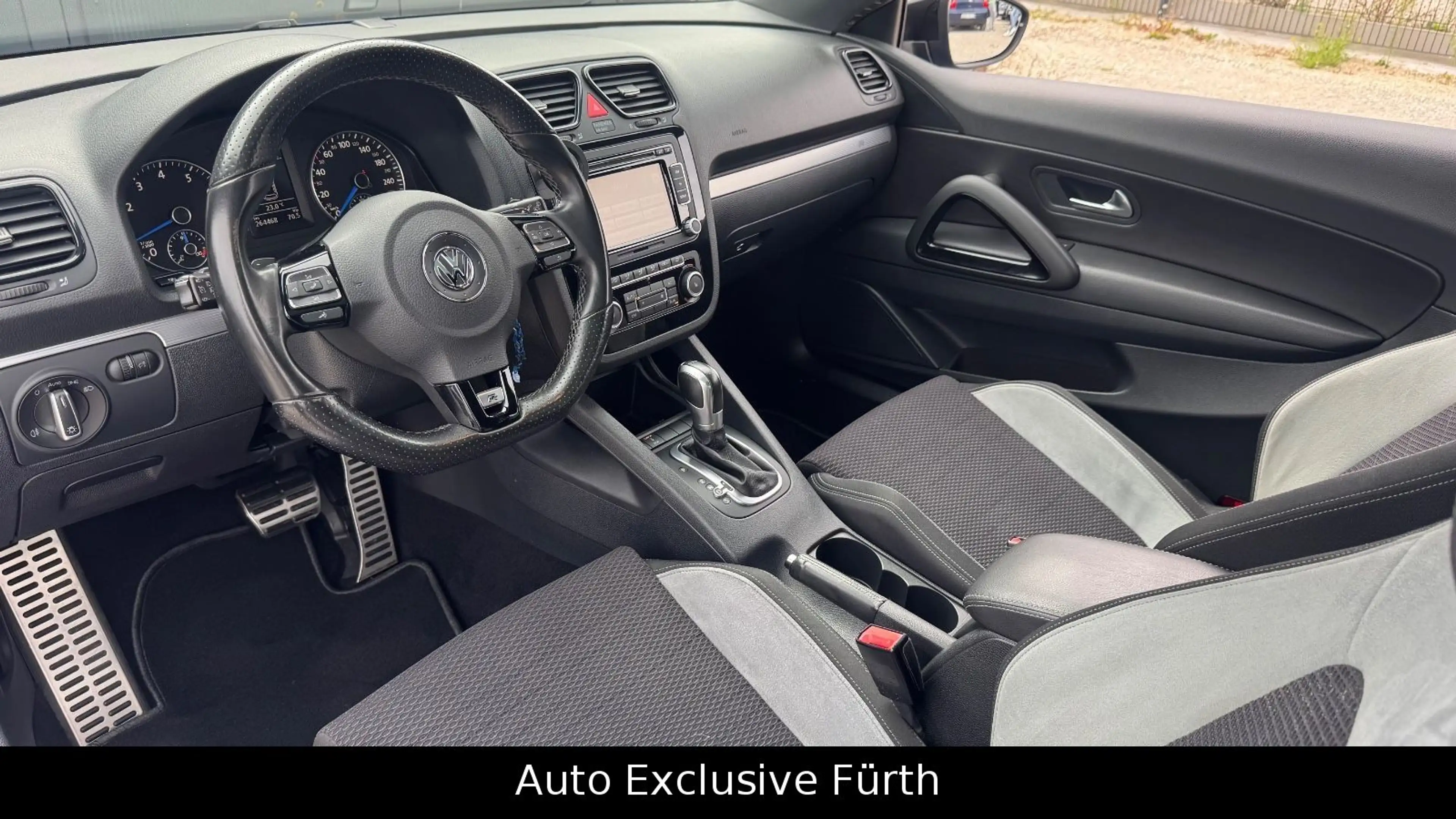 Volkswagen Scirocco R 2.0 TSI*DCC*SD*XENON*PDC*SCHECKHEFT* — photo 8