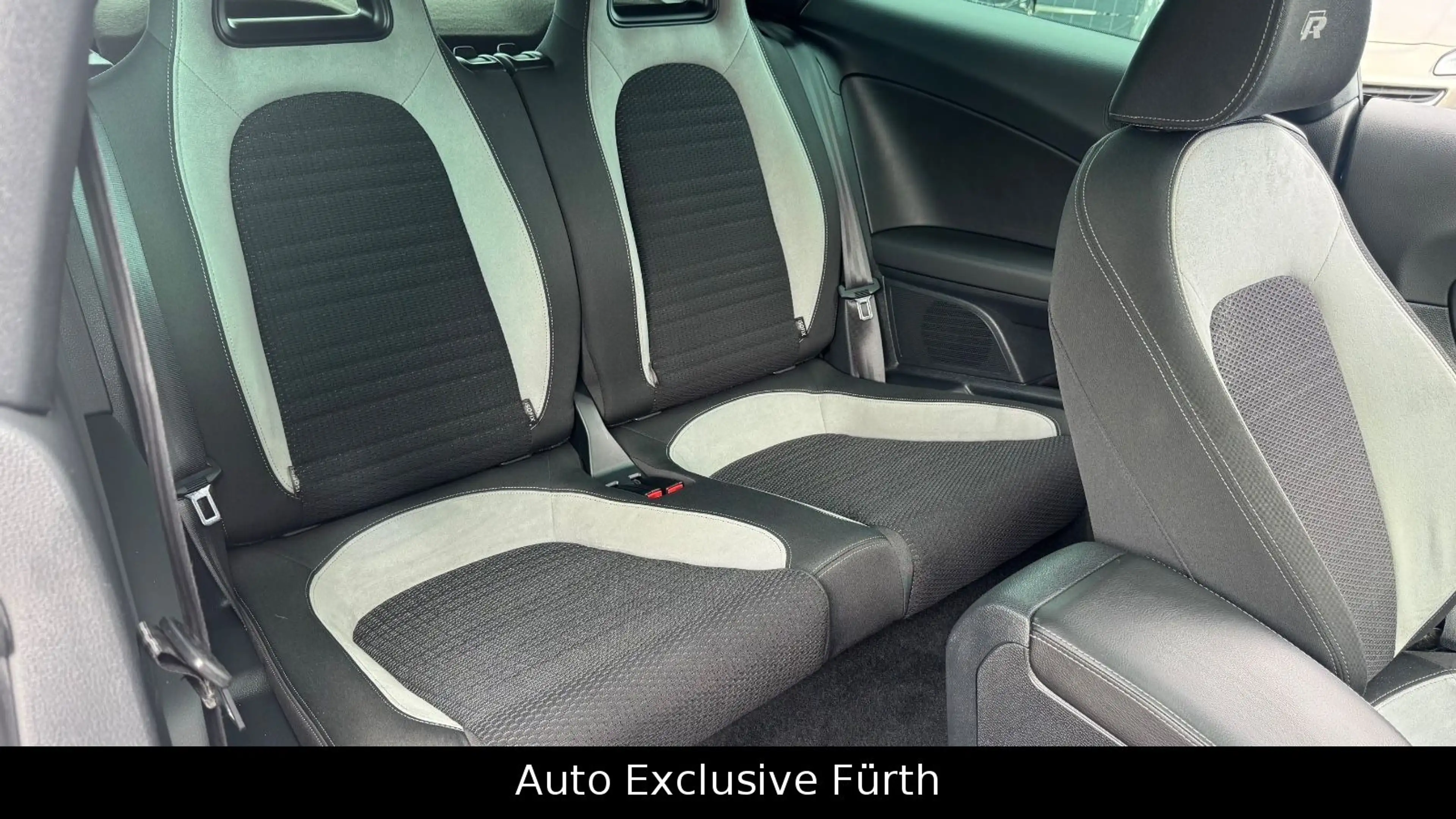 Volkswagen Scirocco R 2.0 TSI*DCC*SD*XENON*PDC*SCHECKHEFT* — photo 13