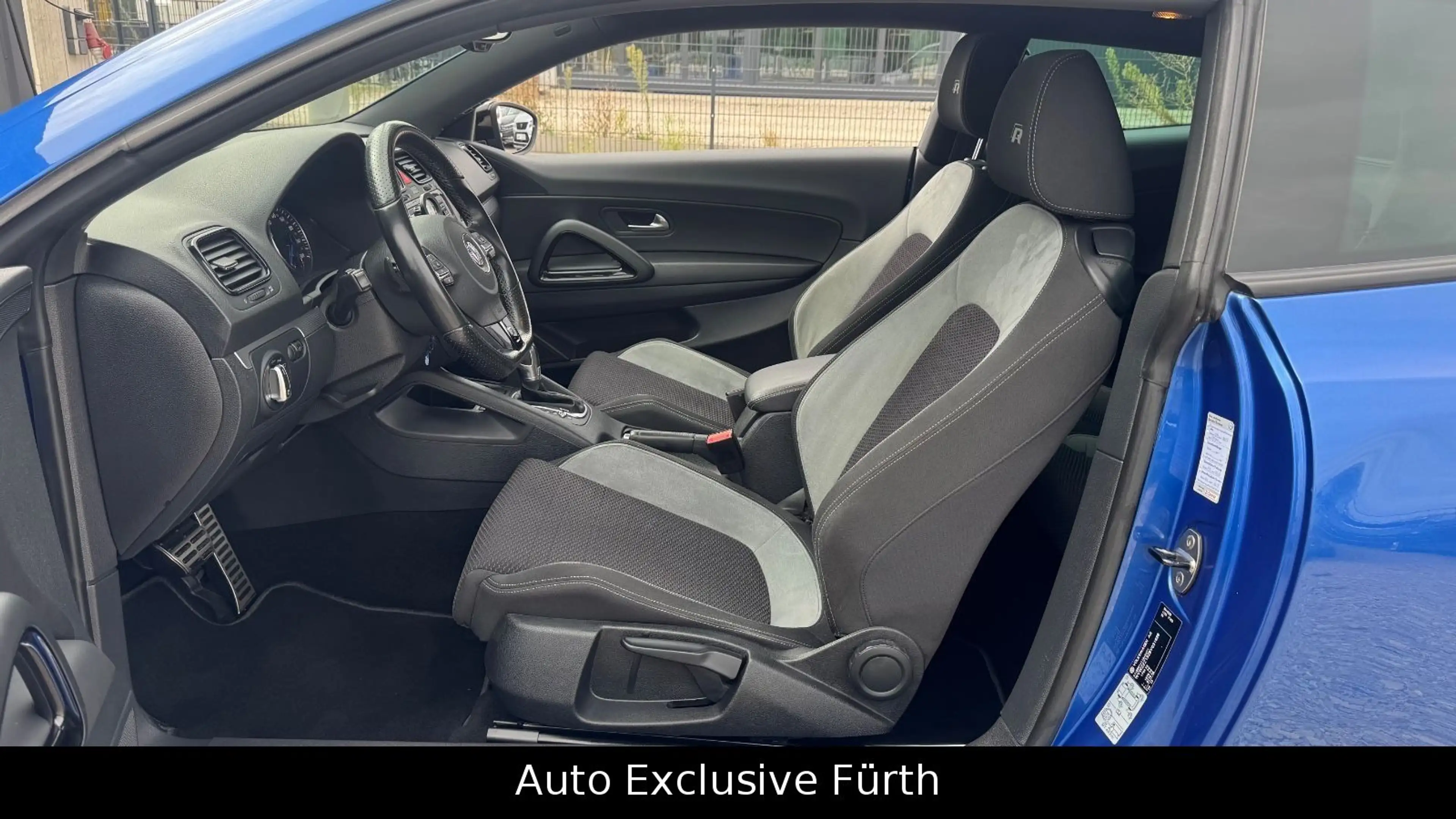 Volkswagen Scirocco R 2.0 TSI*DCC*SD*XENON*PDC*SCHECKHEFT* — photo 9