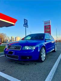 Avant 4.2 V8 quattro