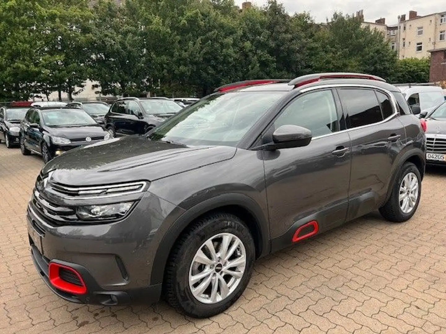 Citroen C5 Aircross Feel TÜV 09.2026 *WENIG KM* Szary - 1