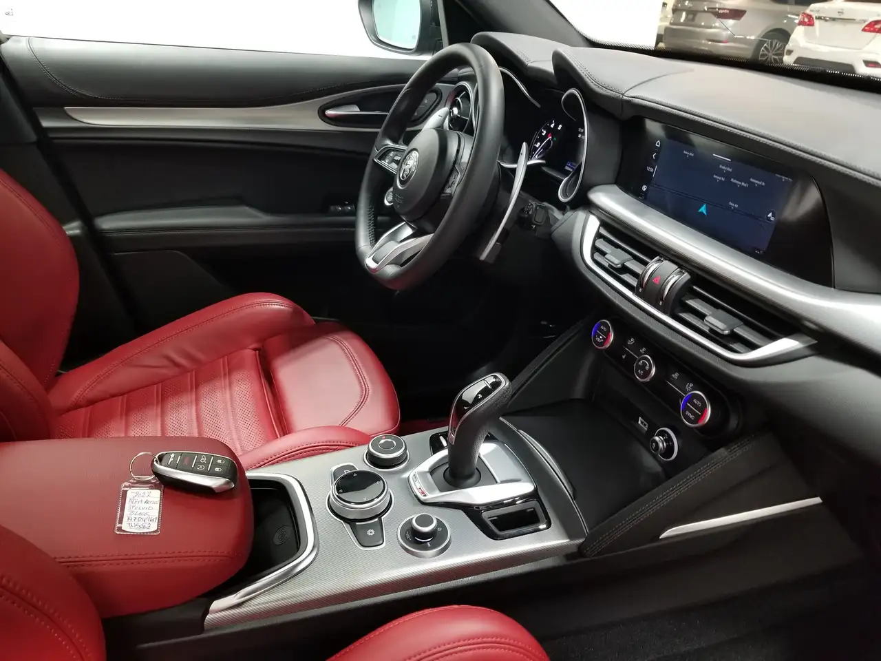 Alfa Romeo Stelvio снимка Alfa Romeo Stelvio