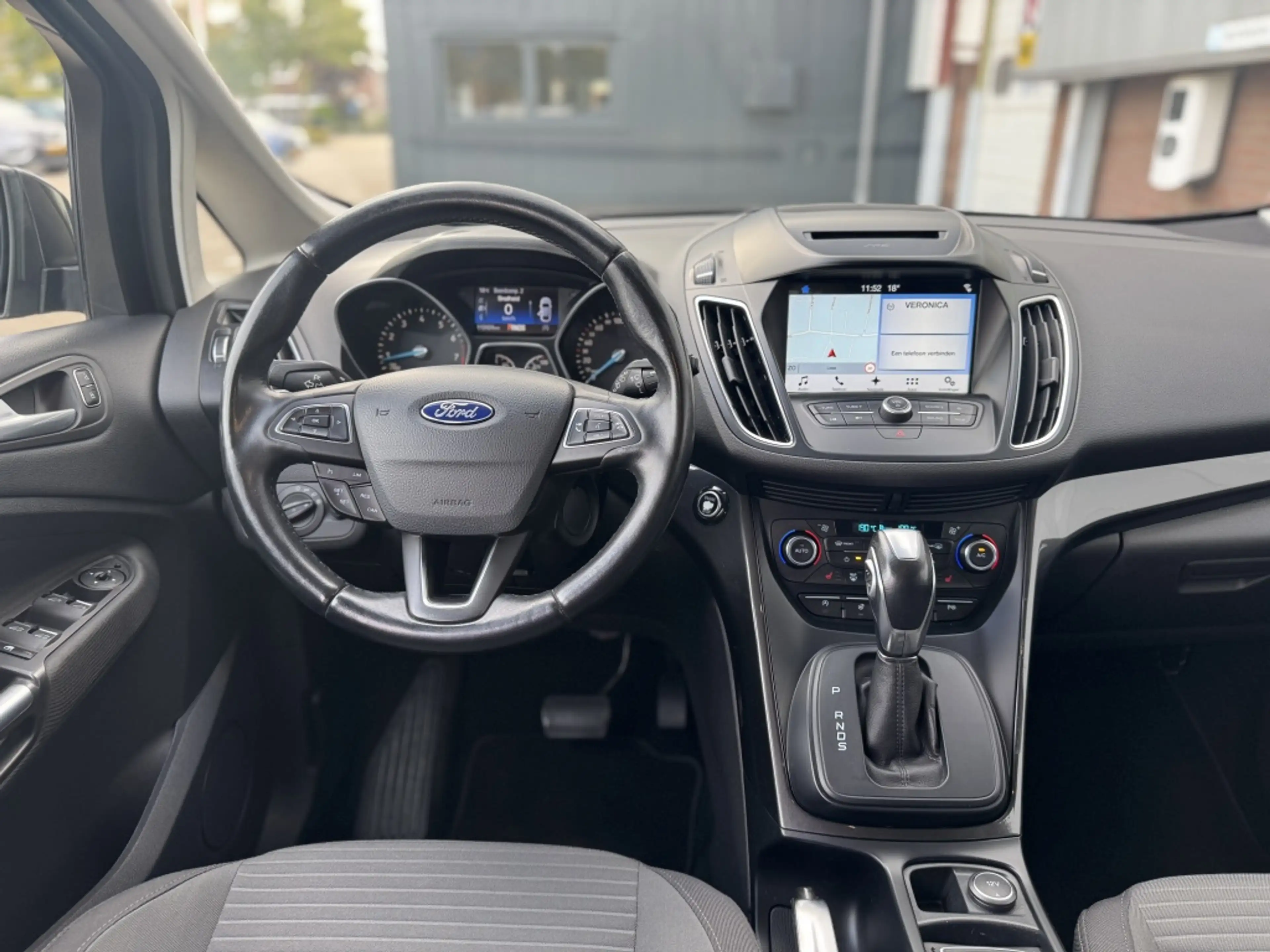 Ford C-Max Automaat 1.5 Titanium — photo 12