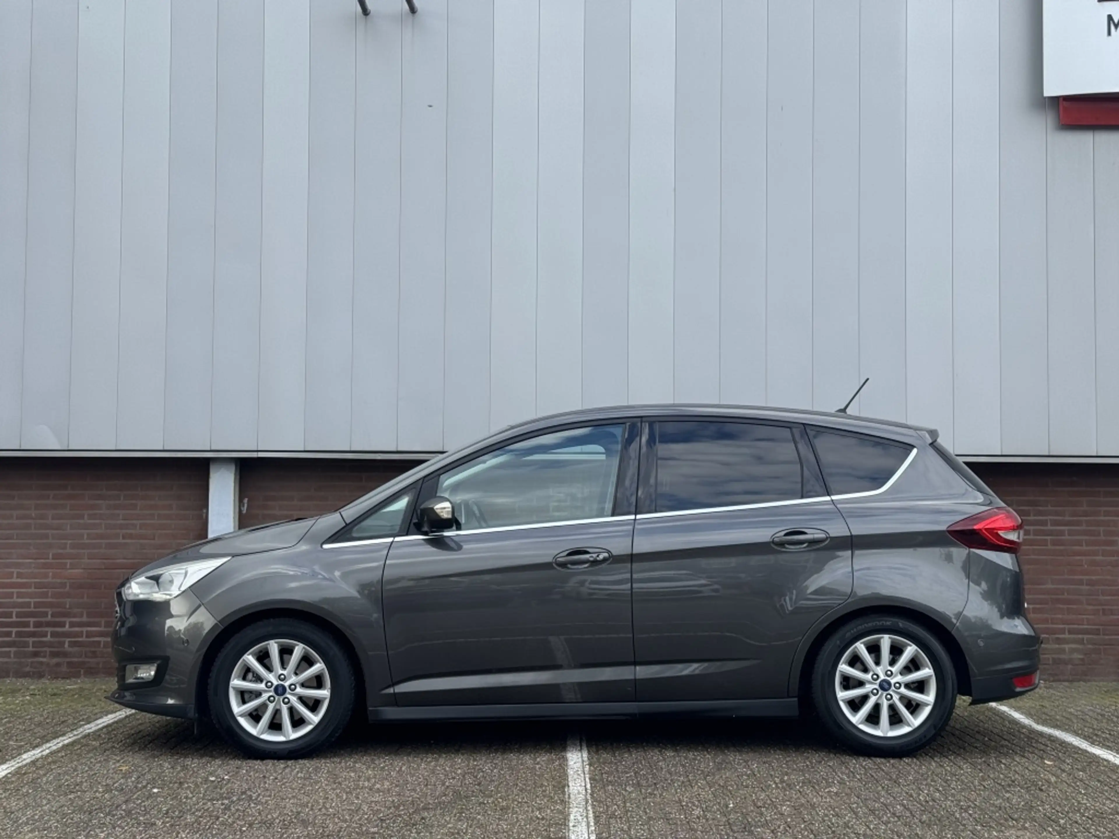 Ford C-Max Automaat 1.5 Titanium — photo 2