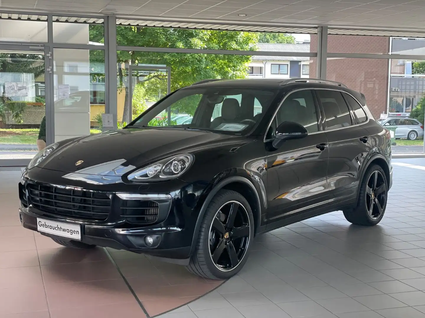 Porsche Cayenne Diesel Schwarz - 1